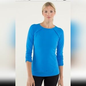 Lululemon Full Tilt Long Sleeve Top, Blue Size 6, EUC